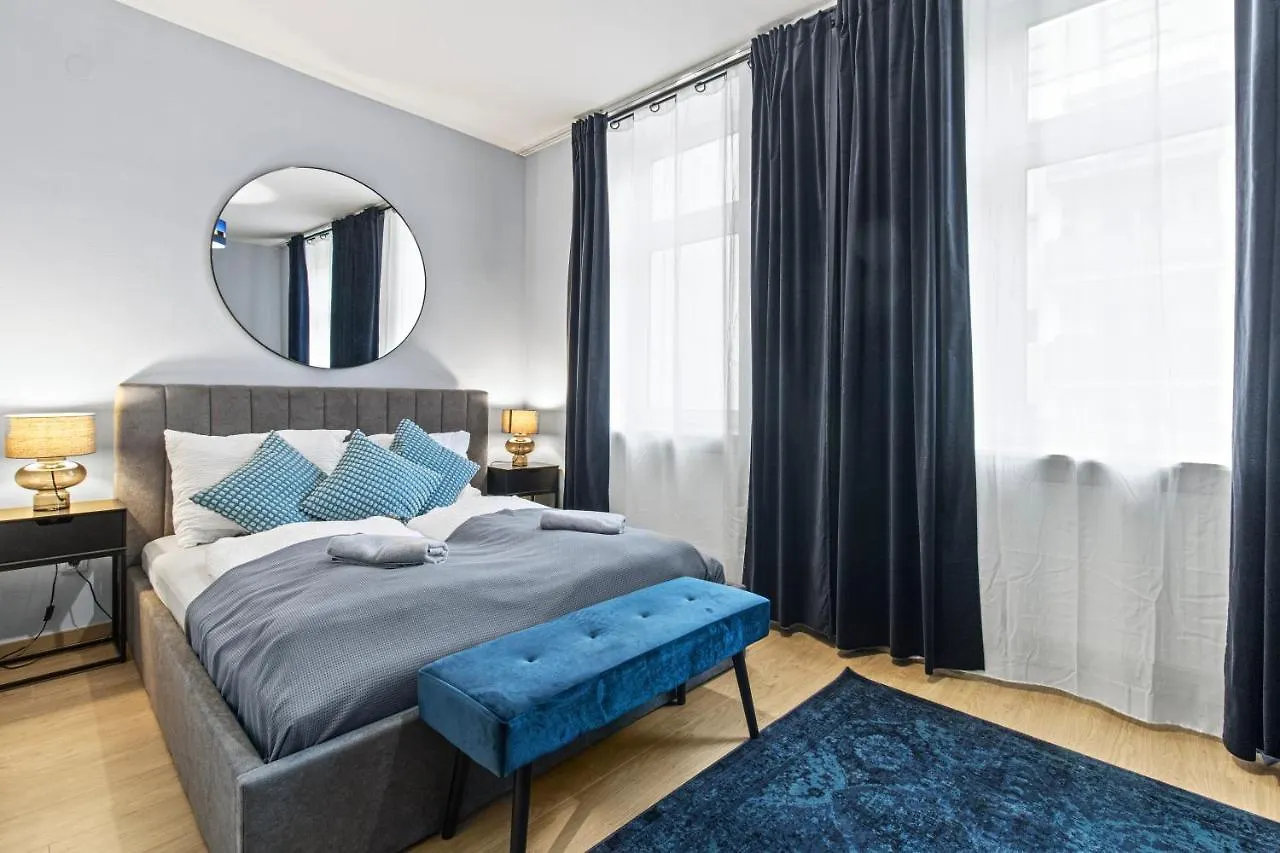 5 Bedrooms - 143 M² - Near Main Station Vienna Apartment