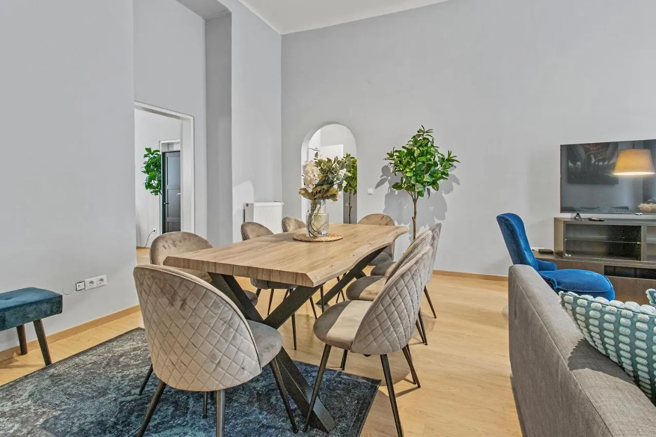Apartment 5 Bedrooms - 143 M² - Near Main Station Vienna